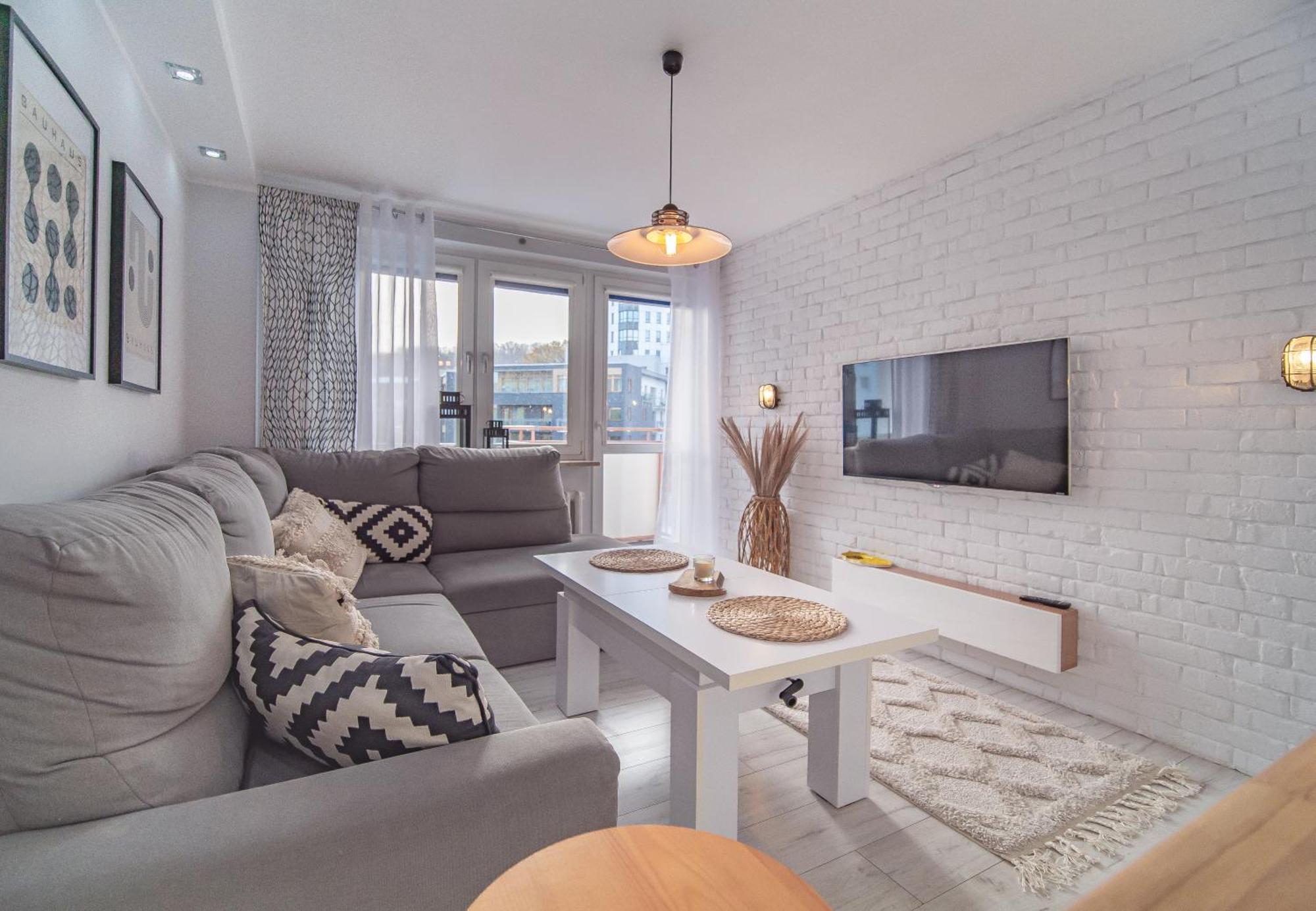 Bianco Apartament กดิเนีย ภายนอก รูปภาพ