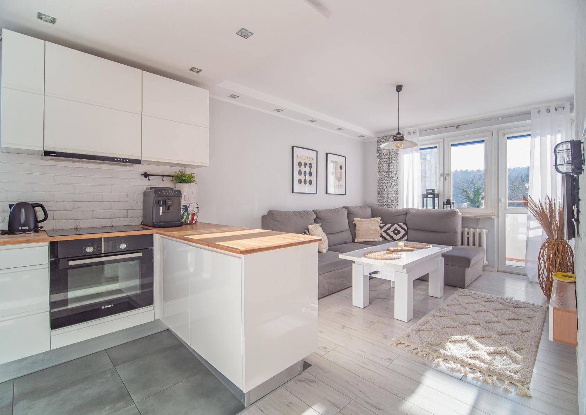 Bianco Apartament กดิเนีย ภายนอก รูปภาพ
